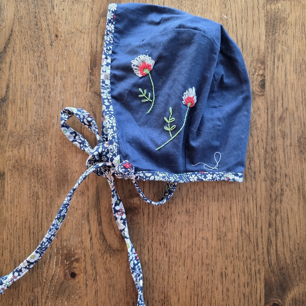 Handmade Floral Baby Outfit With Matching Embroidered Bonnet - Picture 4 of 9